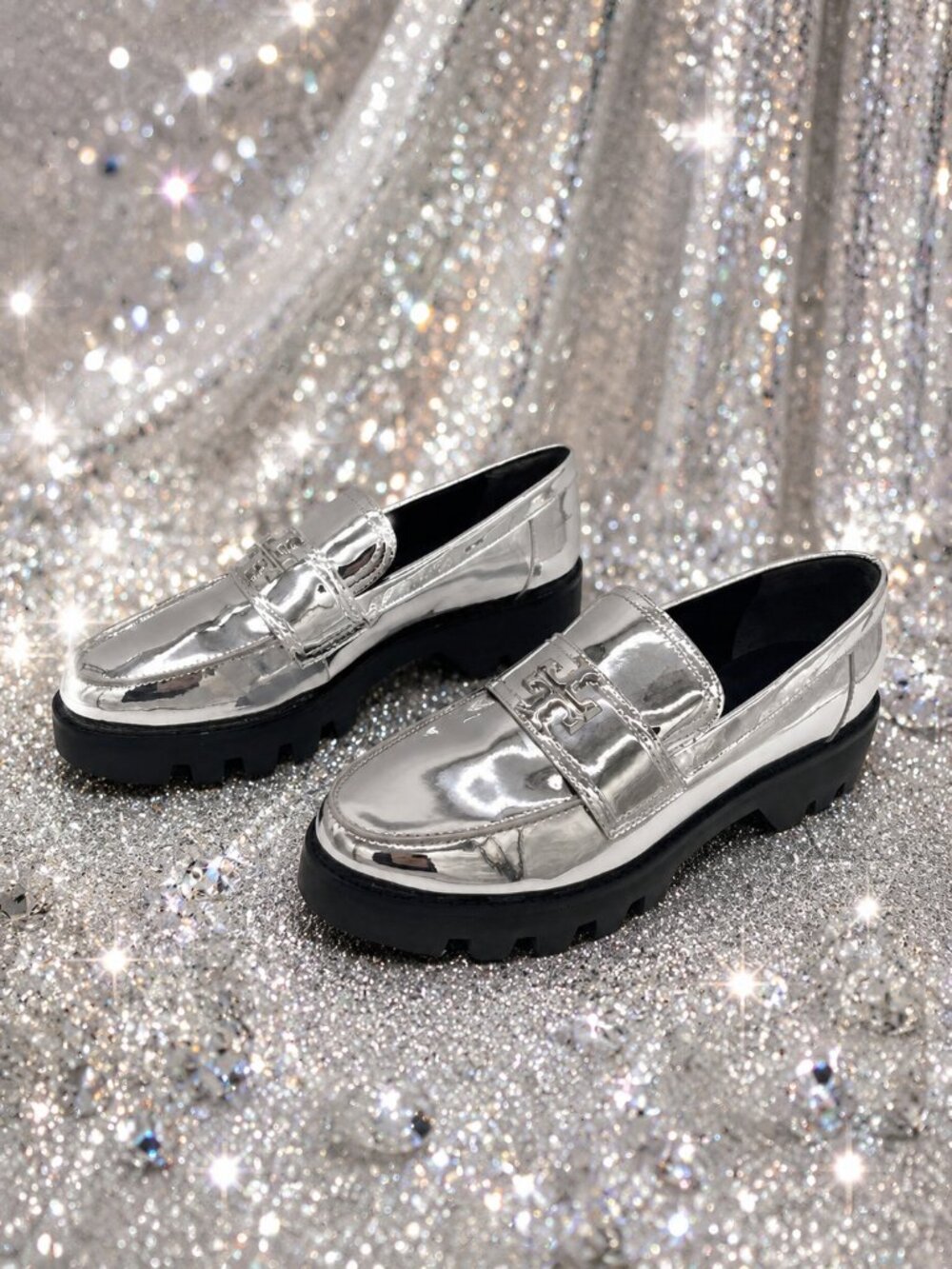 NEW WITH BOX Tory Burch Mirror Metallic Silver Logo Lug Loafers
